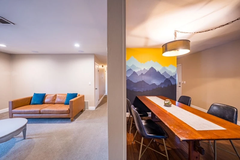 119 Sandalwood Court, view 2