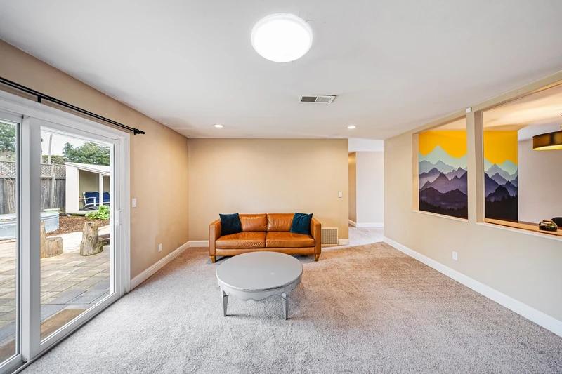 119 Sandalwood Court, view 7
