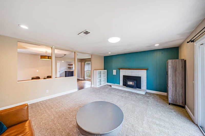119 Sandalwood Court, view 8