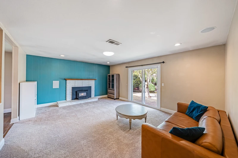 119 Sandalwood Court, view 10