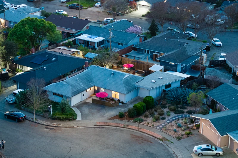 119 Sandalwood Court, view 20