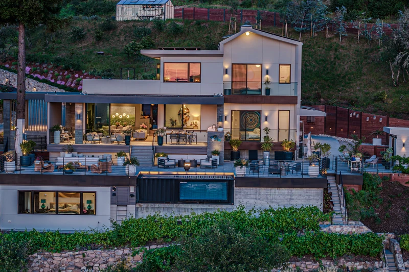 12305 Manzanita Lane, view 4