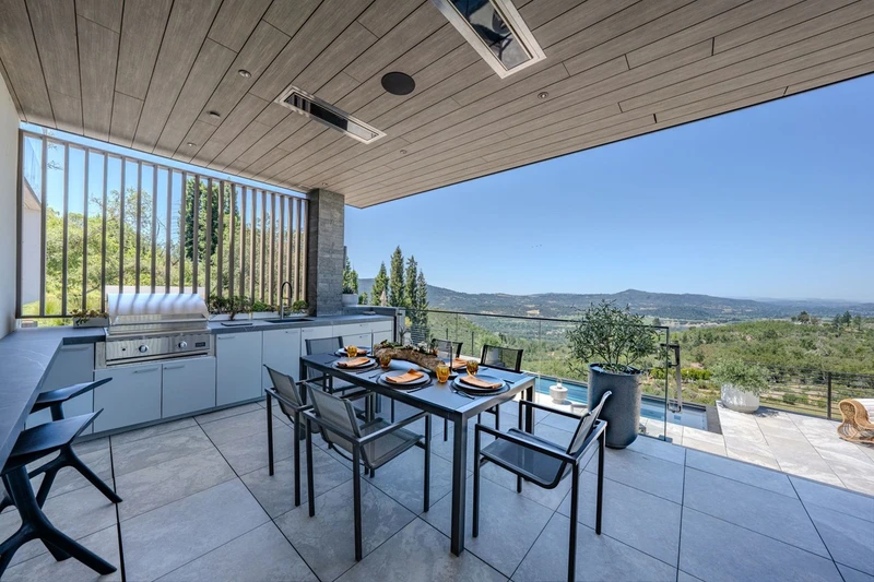 12305 Manzanita Lane, view 10
