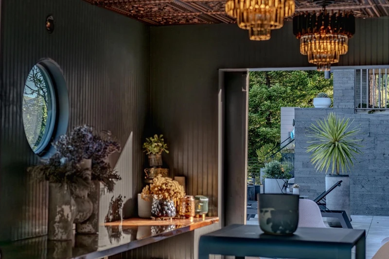 12305 Manzanita Lane, view 18