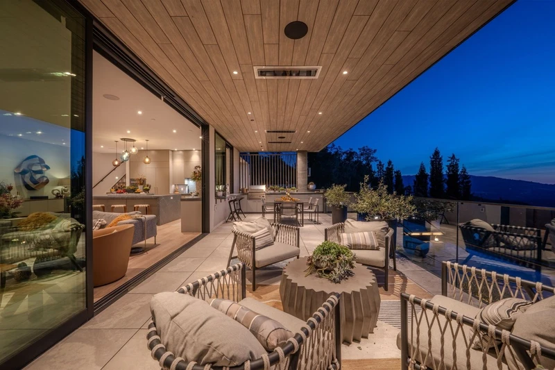 12305 Manzanita Lane, view 28