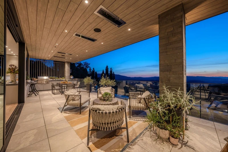 12305 Manzanita Lane, view 29