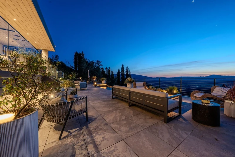 12305 Manzanita Lane, view 30
