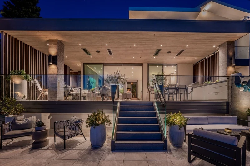 12305 Manzanita Lane, view 34