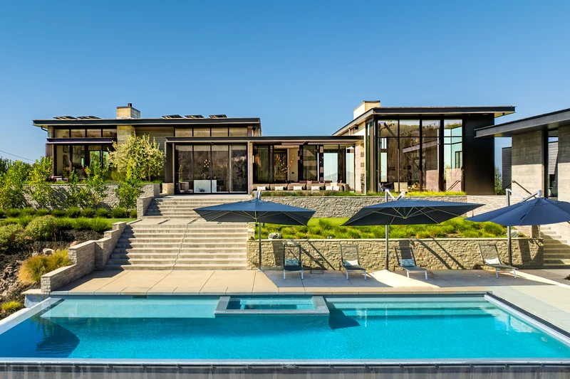 12320 Manzanita Lane, view 4