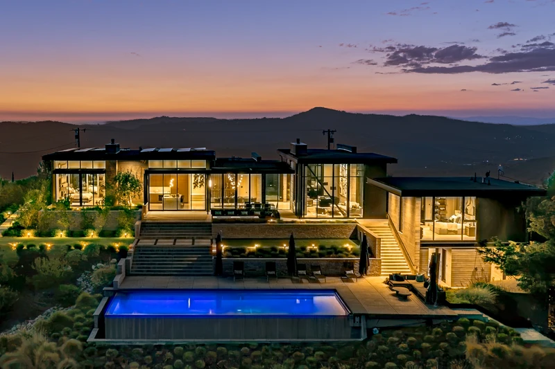 12320 Manzanita Lane, view 5
