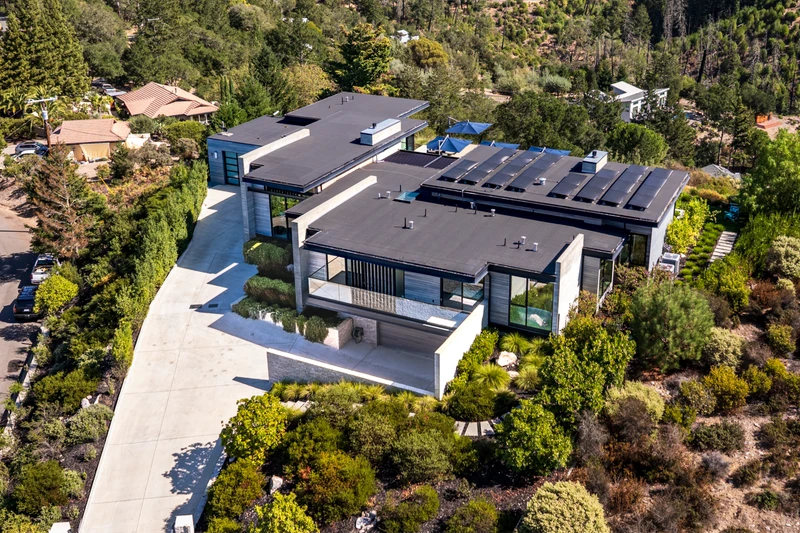 12320 Manzanita Lane, view 10