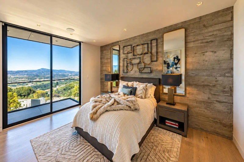 12320 Manzanita Lane, view 22