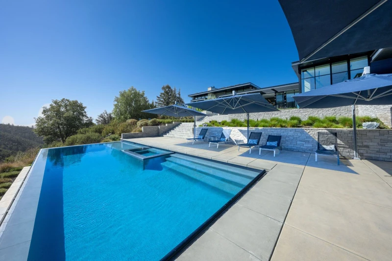 12320 Manzanita Lane, view 28