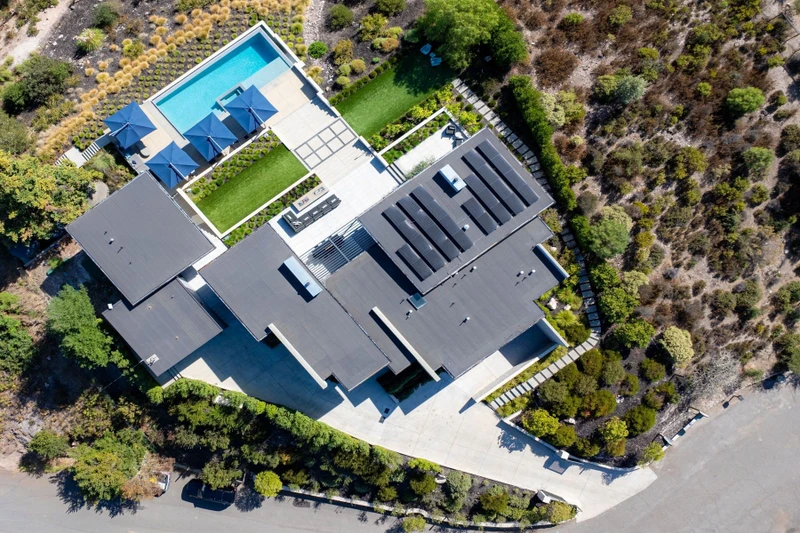 12320 Manzanita Lane, view 32