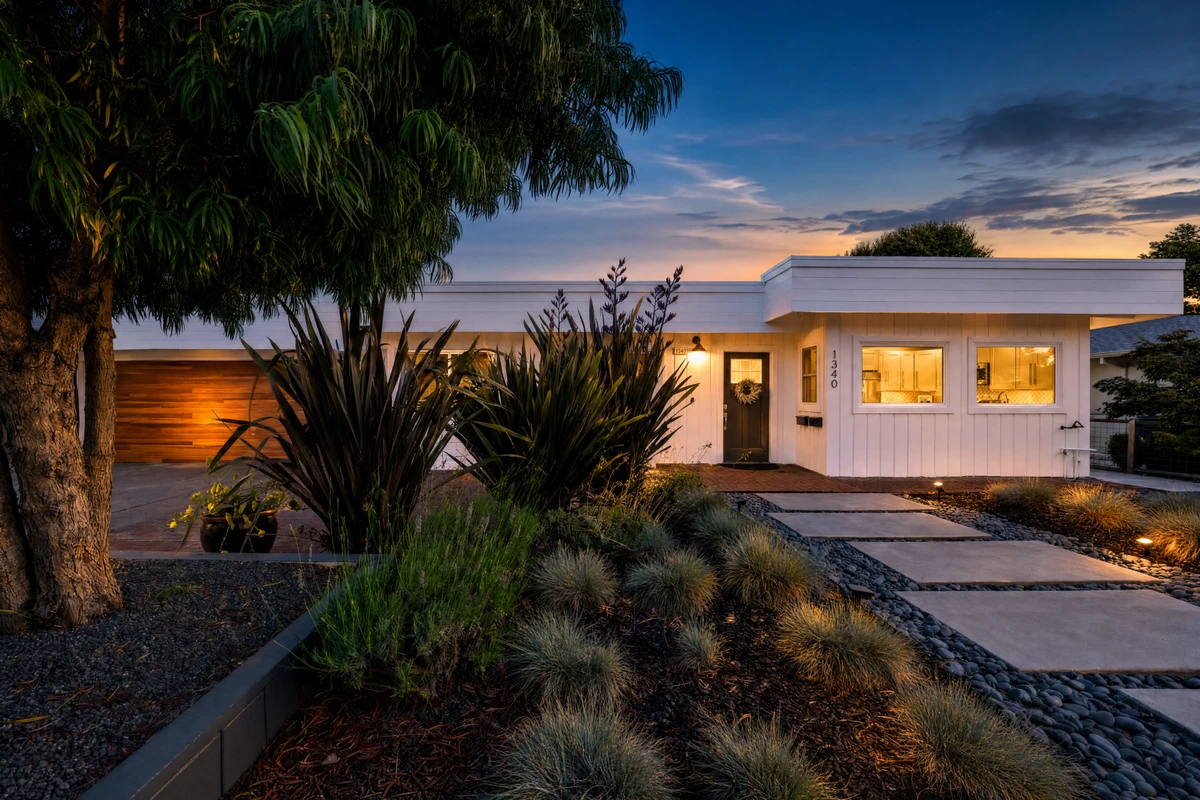 1340 Parsons Drive, view 1