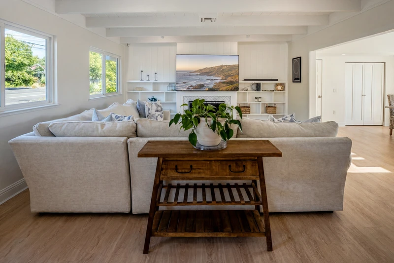 1340 Parsons Drive, view 6