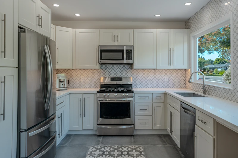 1340 Parsons Drive, view 8