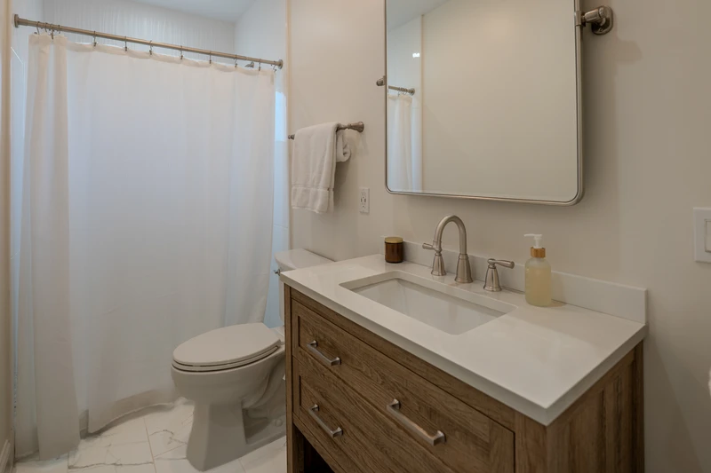 1340 Parsons Drive, view 15