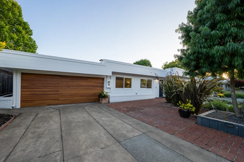 1340 Parsons Drive, view 31