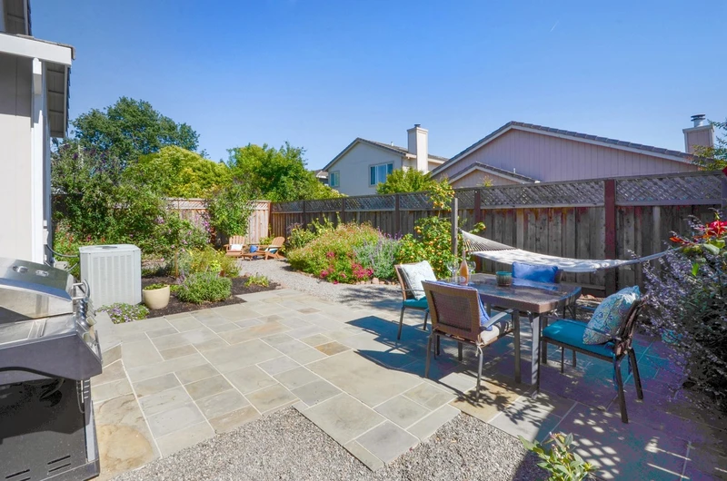 1523 Mathias Pl, view 2