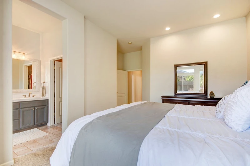 1523 Mathias Pl, view 7