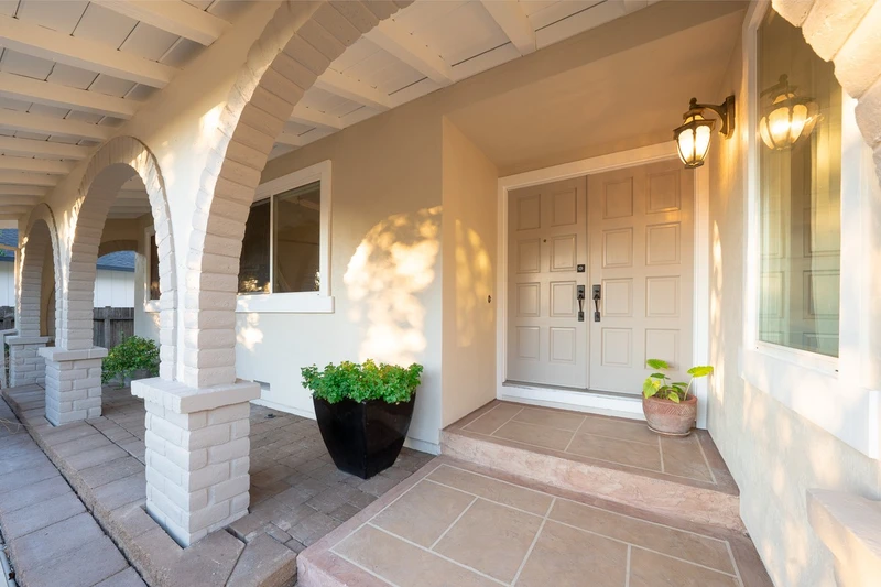 2035 Parrish Drive, view 3