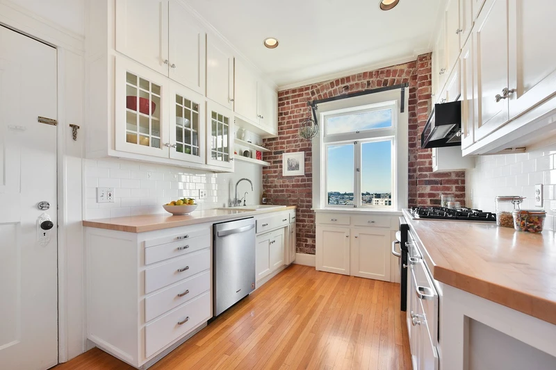 2299 Sacramento St Apt 19, view 19