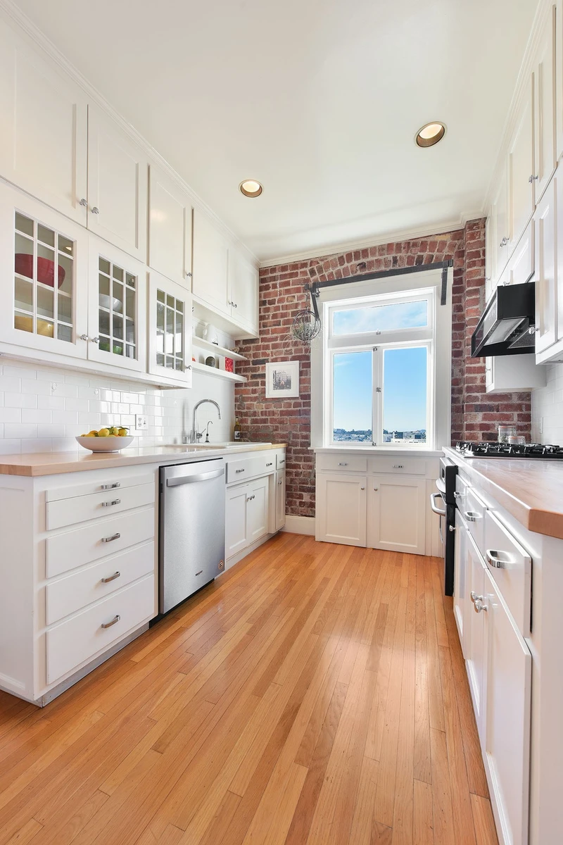 2299 Sacramento St Apt 19, view 20