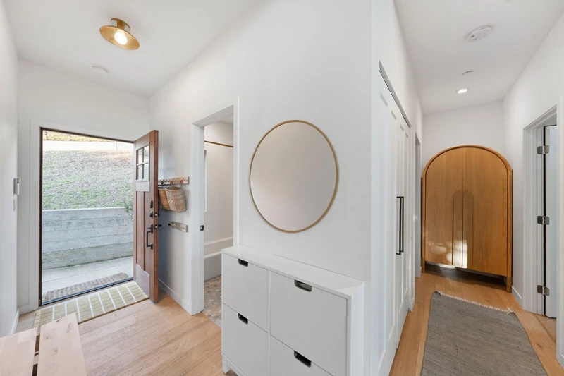 240 Clear Ridge Drive, view 10