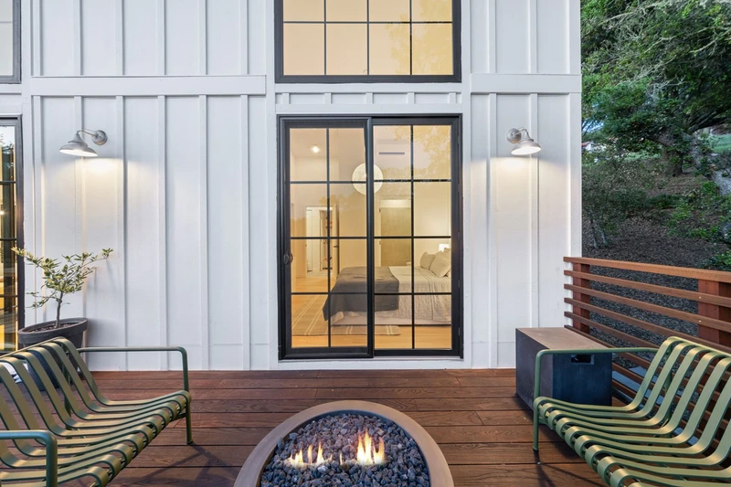 240 Clear Ridge Drive, view 16