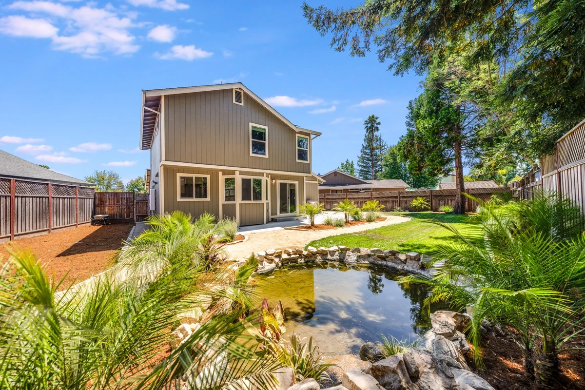 2434 Covey Court, view 1