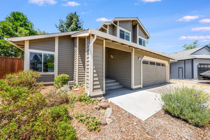 2434 Covey Court, view 8