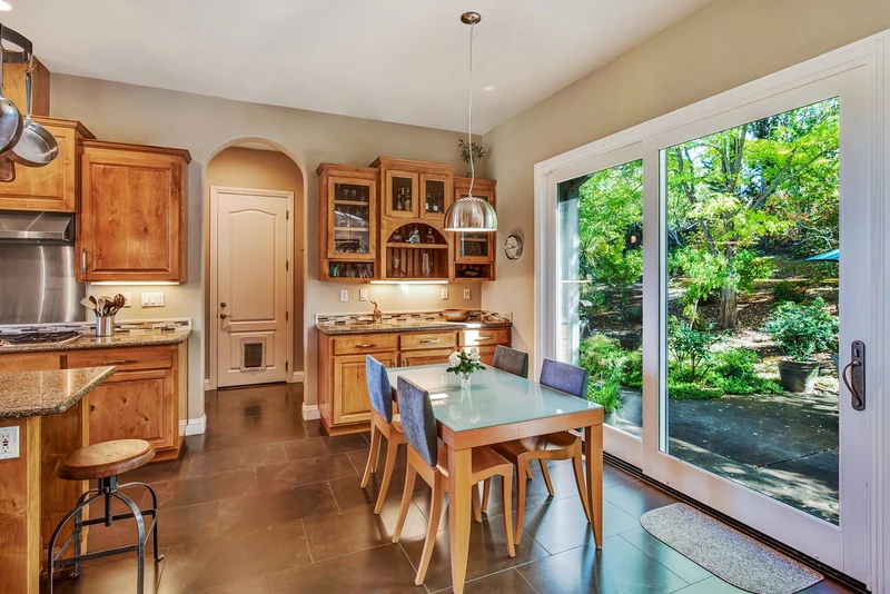 3600 Sullivan Rd, view 13