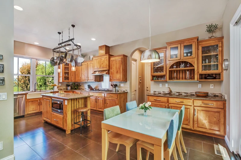 3600 Sullivan Rd, view 15