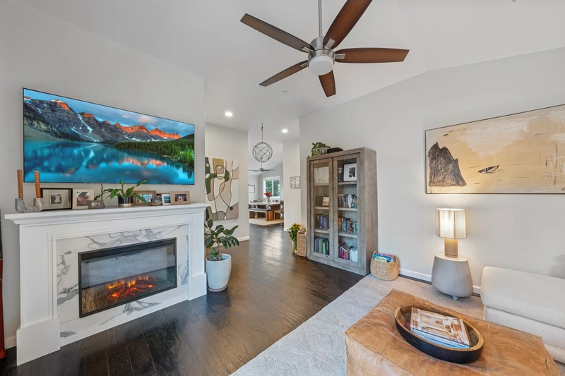 41 Randall Lane, view 6