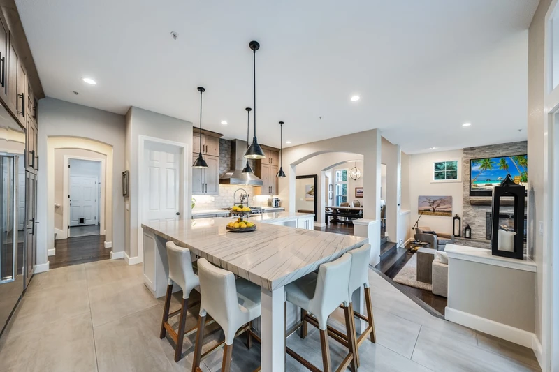 4250 Pine Ridge Drive, view 10