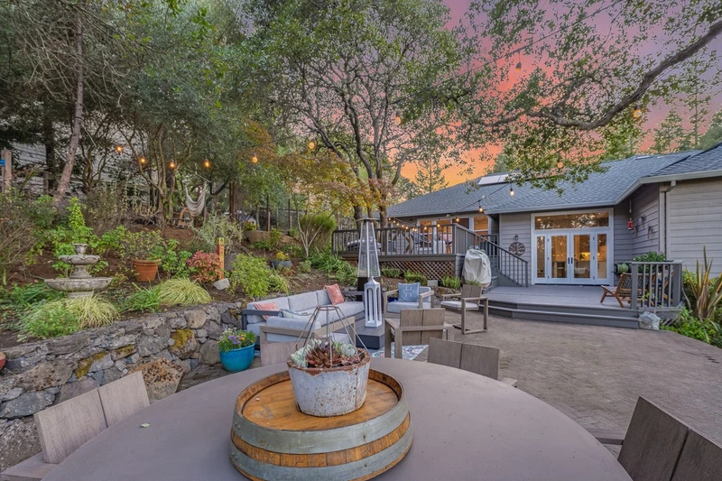 4250 Pine Ridge Drive, view 20