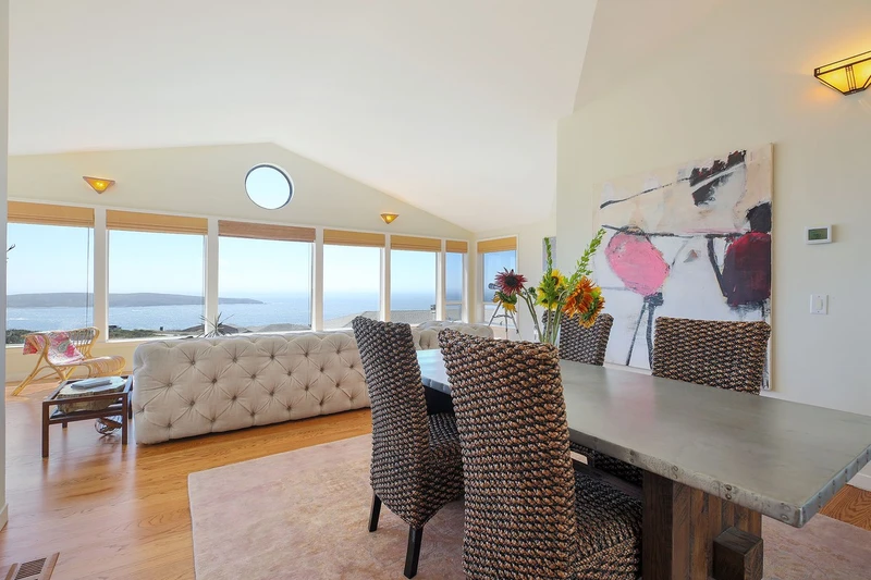 569 Oceana Dr, view 11