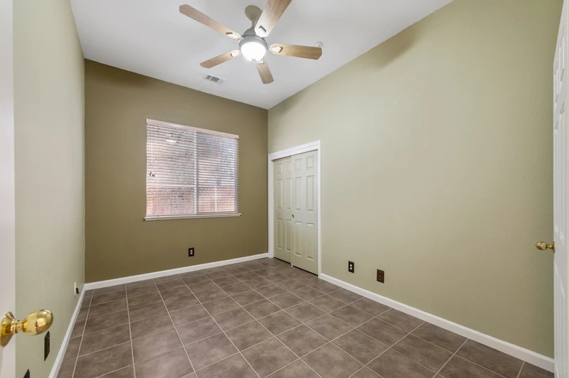 87 Winedale Ln, view 12