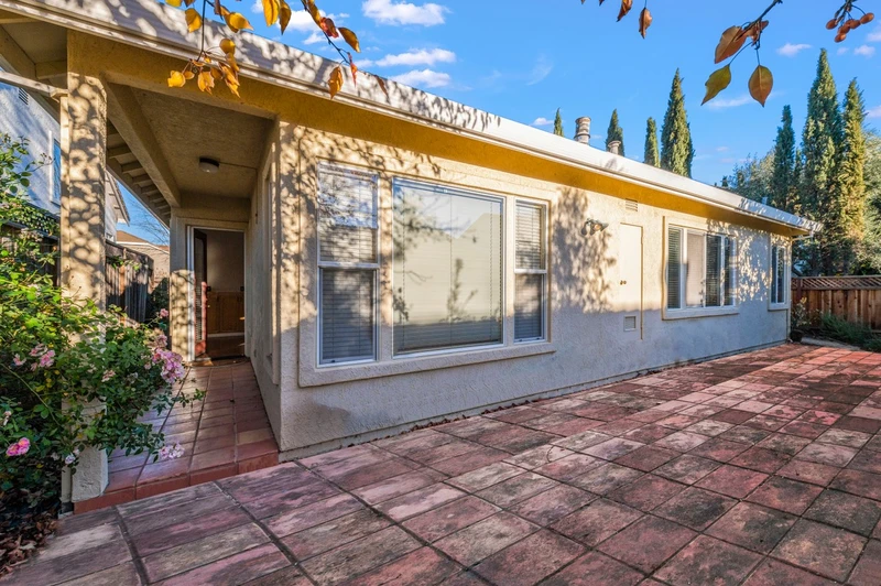 87 Winedale Ln, view 18