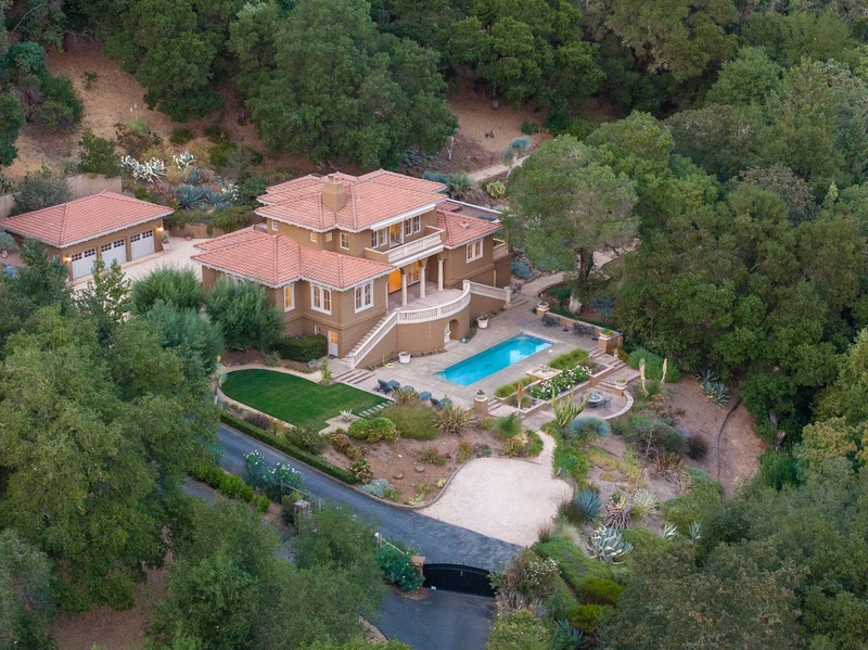 870 Kinnybrook Drive, view 15